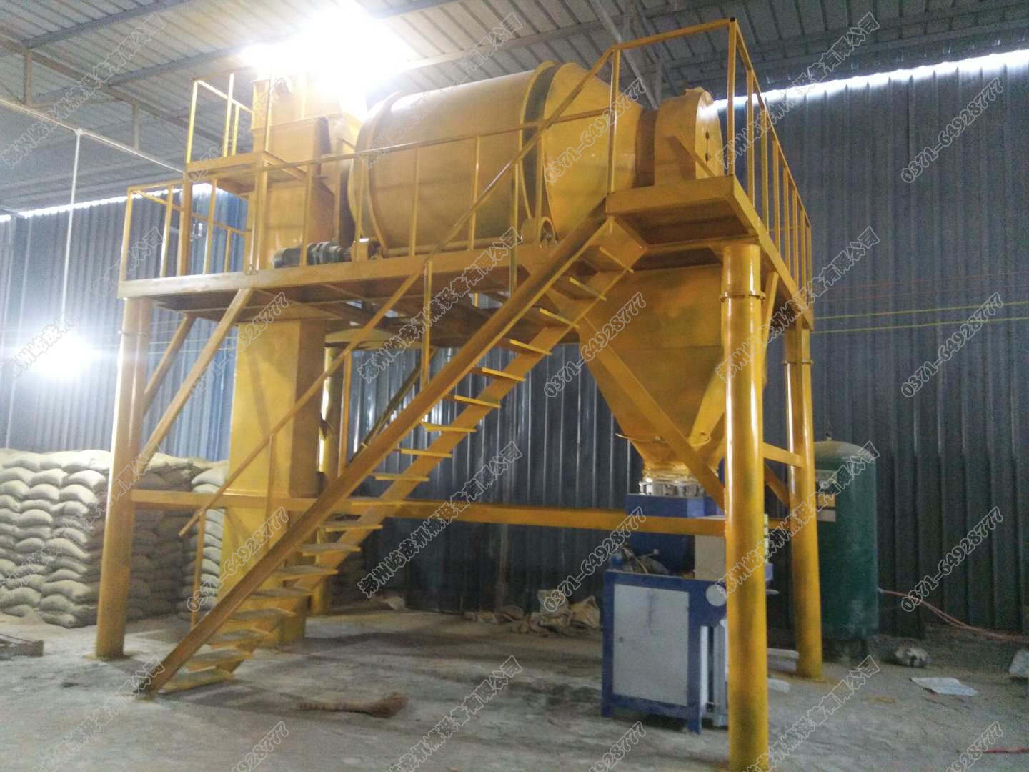 看干混砂漿設備如何緩解人工難題